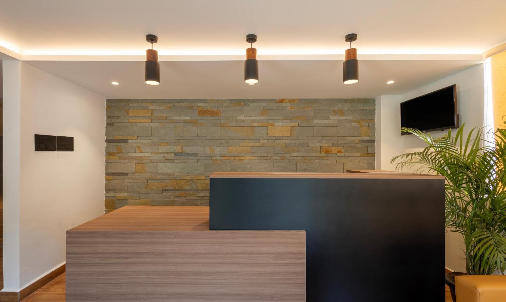 Отель Treebo Premium Vapr Ashok Nagar Ченнаи Экстерьер фото